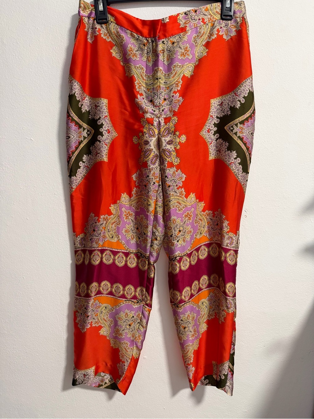 Zara Satin Printed Cropped Pants